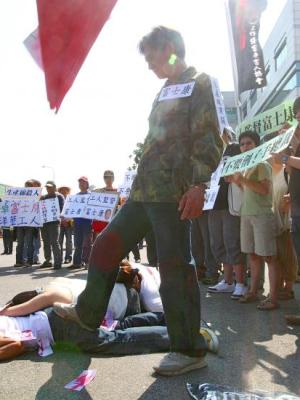 Counting the human cost of affordable&nbsp;electronics