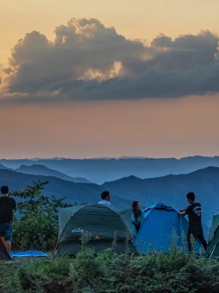 Jenny Chan interviewed for Business Insider, “Chinese Millennials and Gen Zers Have Had Enough of Work, So They’re Embracing ‘Naked Resignations’” (6 July&nbsp;2024)